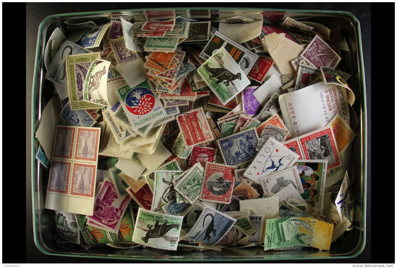 BETTER WORLDWIDE LOOSE ASSORTMENT Of Mint &amp; Used Stamps From Commonwealth And Overseas Areas, All Periods From... - Other & Unclassified