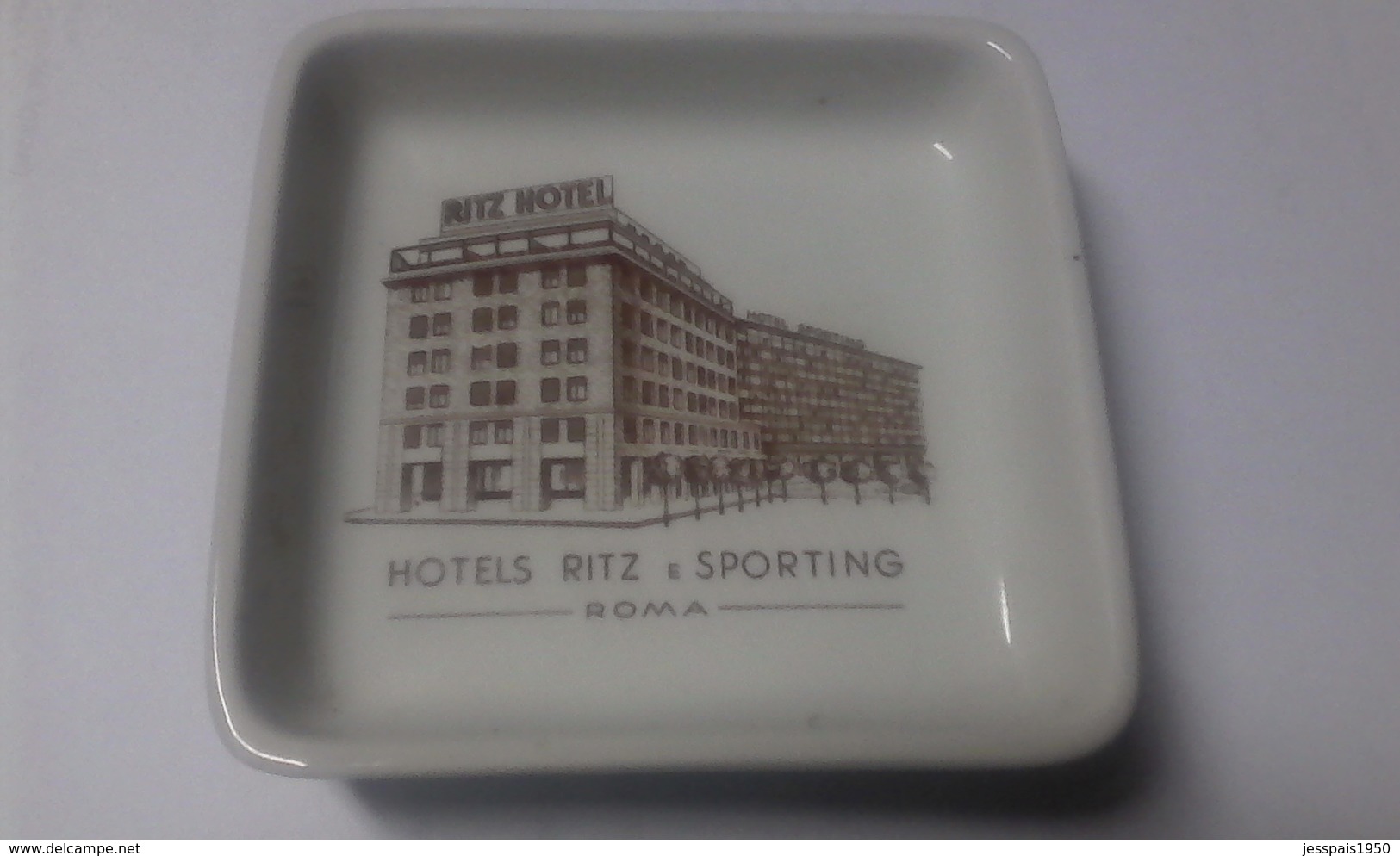 (013) - Cendrier Porcelaine - Hotels Ritz - Made In Italy - Porcelana