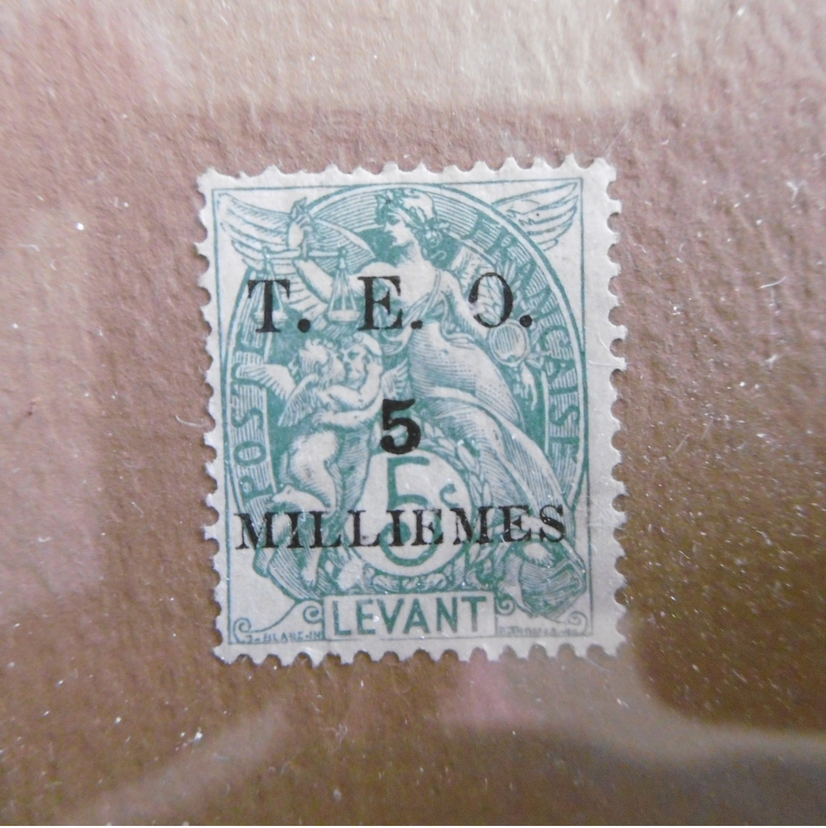 Timbre  Levant   1902   Surcharge  Timbre  Neuf  Gomme  D Origine - Neufs