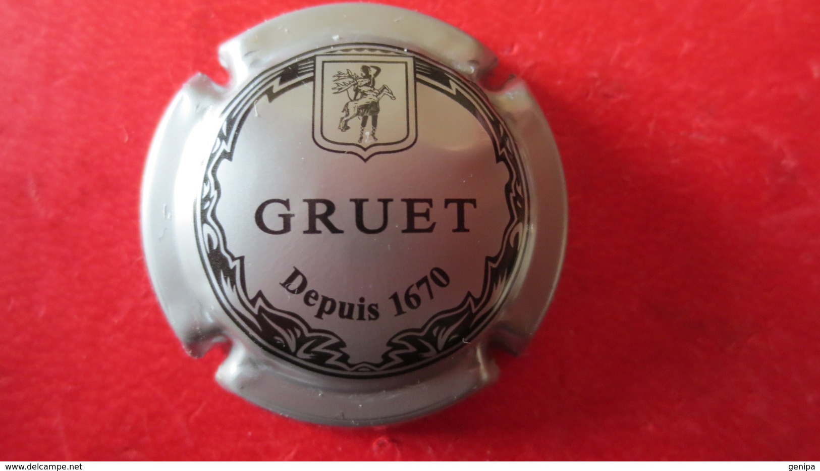 CAPSULE CHAMPAGNE GRUET. Gris Et Noir - Gruet