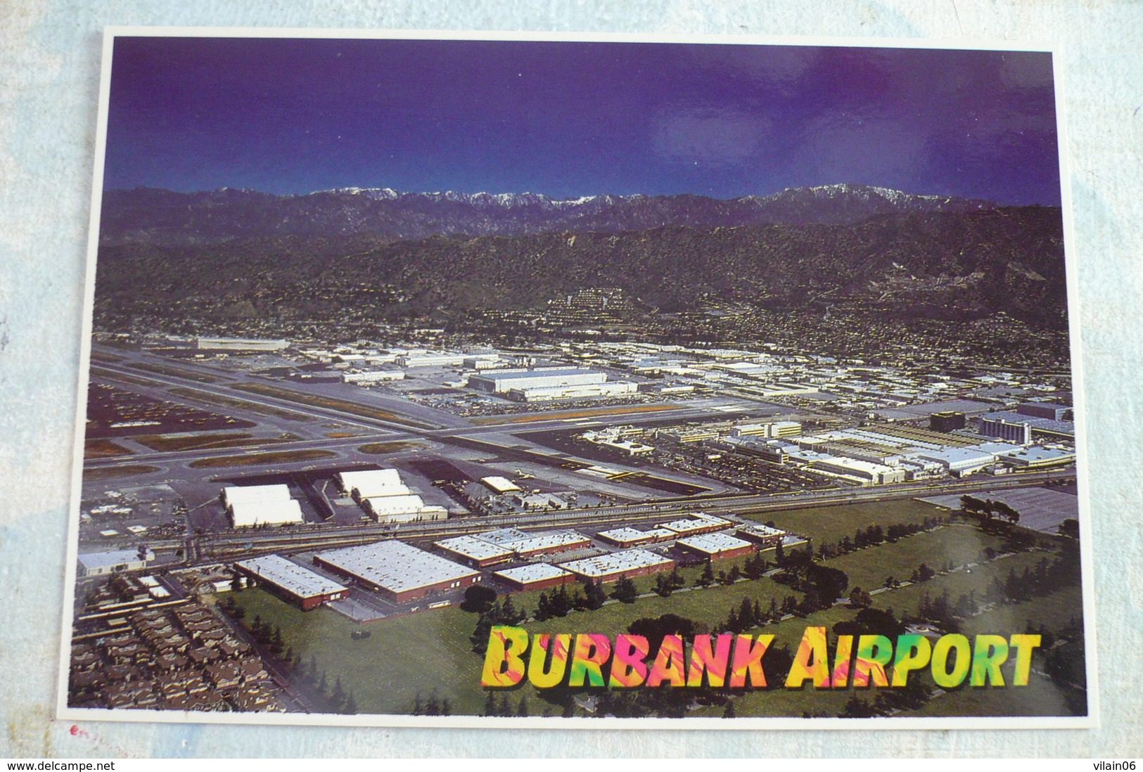 AIRPORT / FLUGHAFEN / AEROPORT   BURBANK - Aérodromes