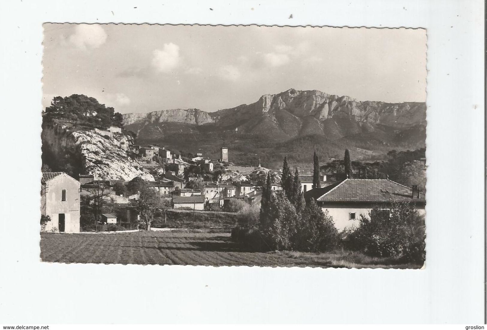 ROQUEVAIRE (B DU R) 8071 VUE GENERALE ET CHAINE DE BASSAN (LA PROVENCE PITTORESQUE) - Roquevaire