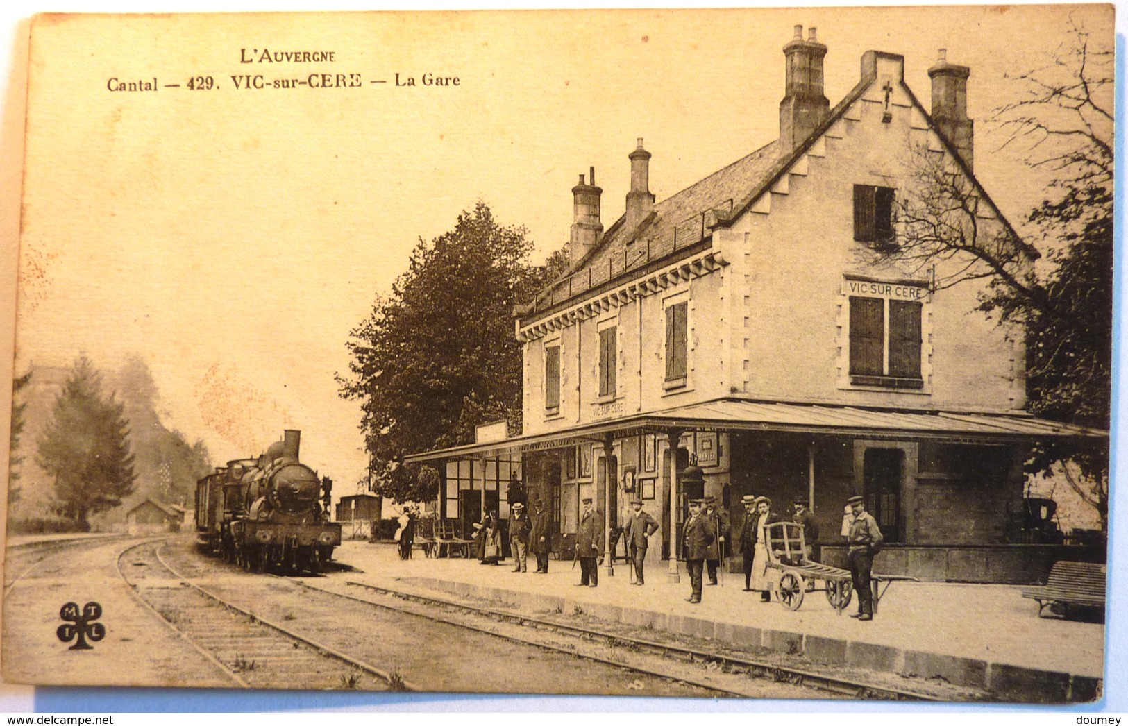 LA GARE - VIC SUR CERE - Autres & Non Classés