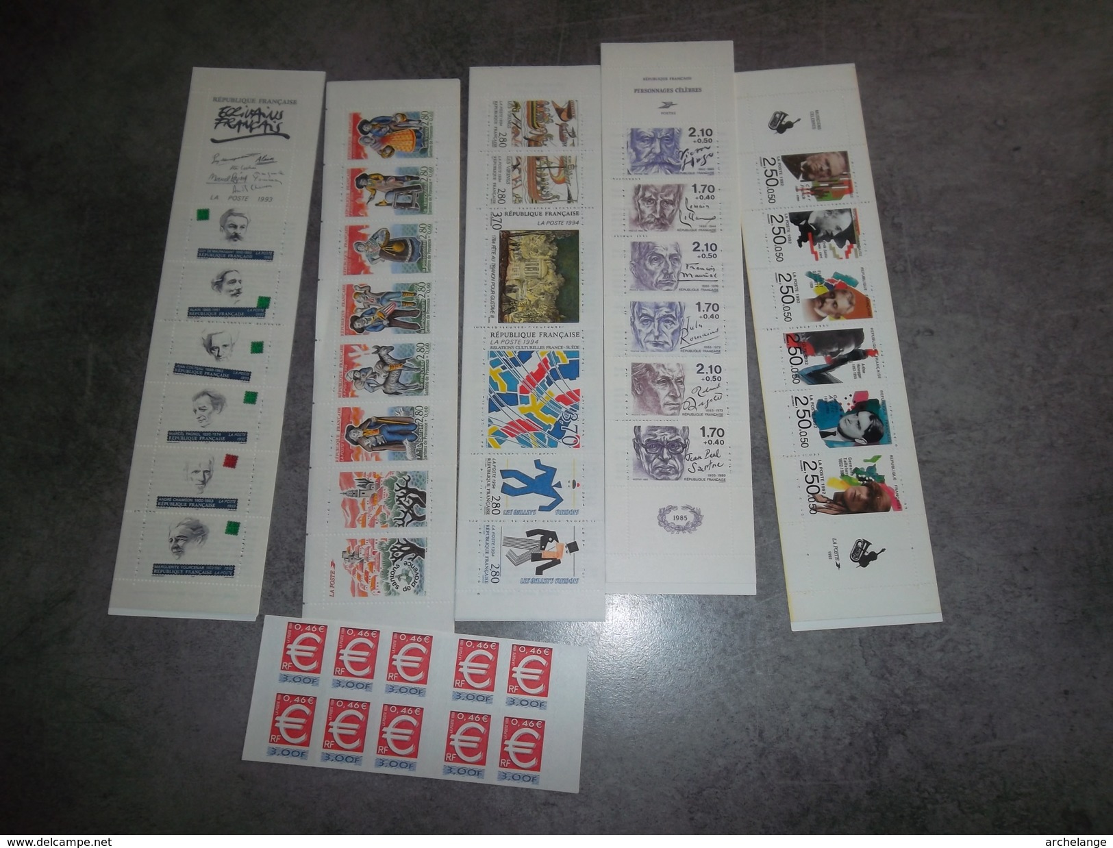 Lot 24 Carnets Commemoratifs De 1985 A1999 - Commémoratifs