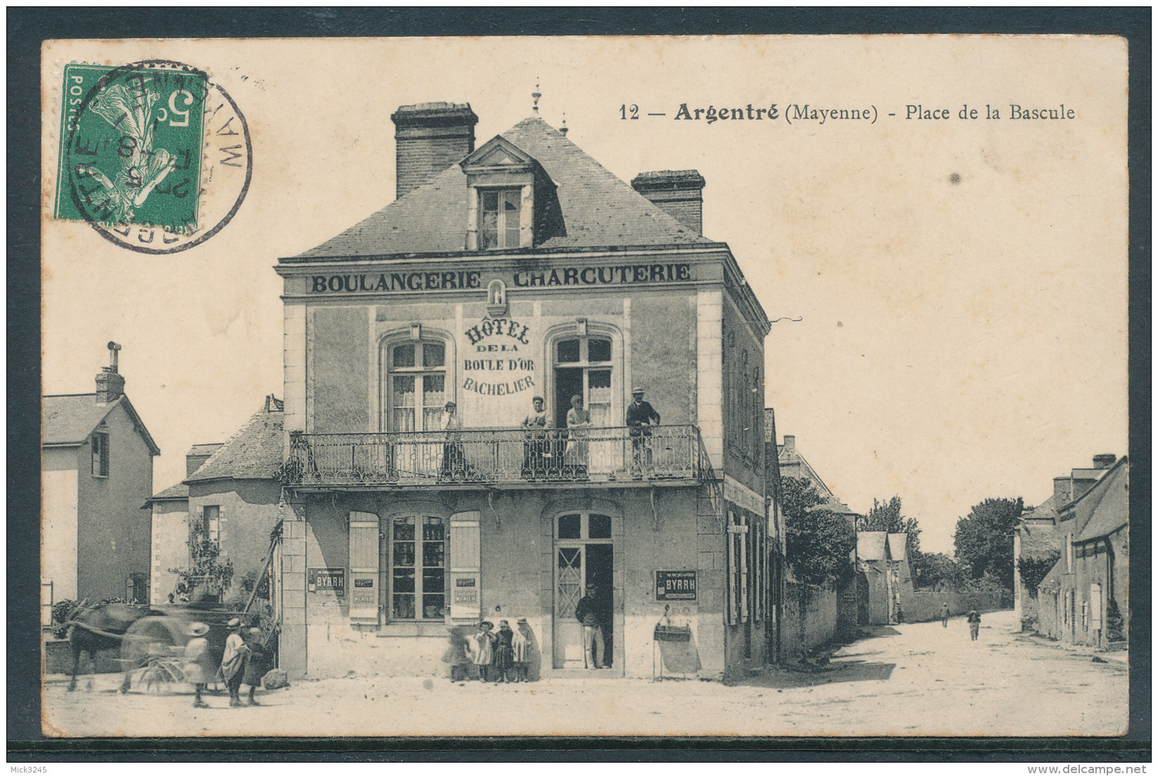 Argentré - Place De La Bascule - Argentre