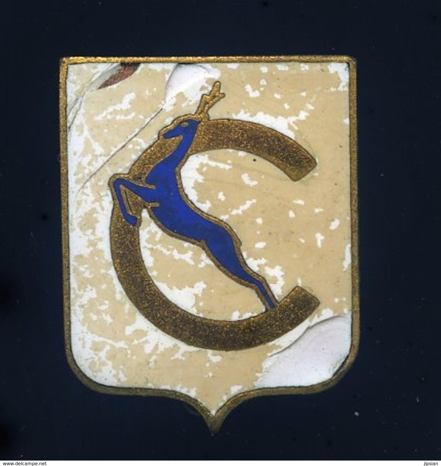 Ancien Insigne Marine  émaillé -- Chamois - Augis Lyon  Ins1 - Marine