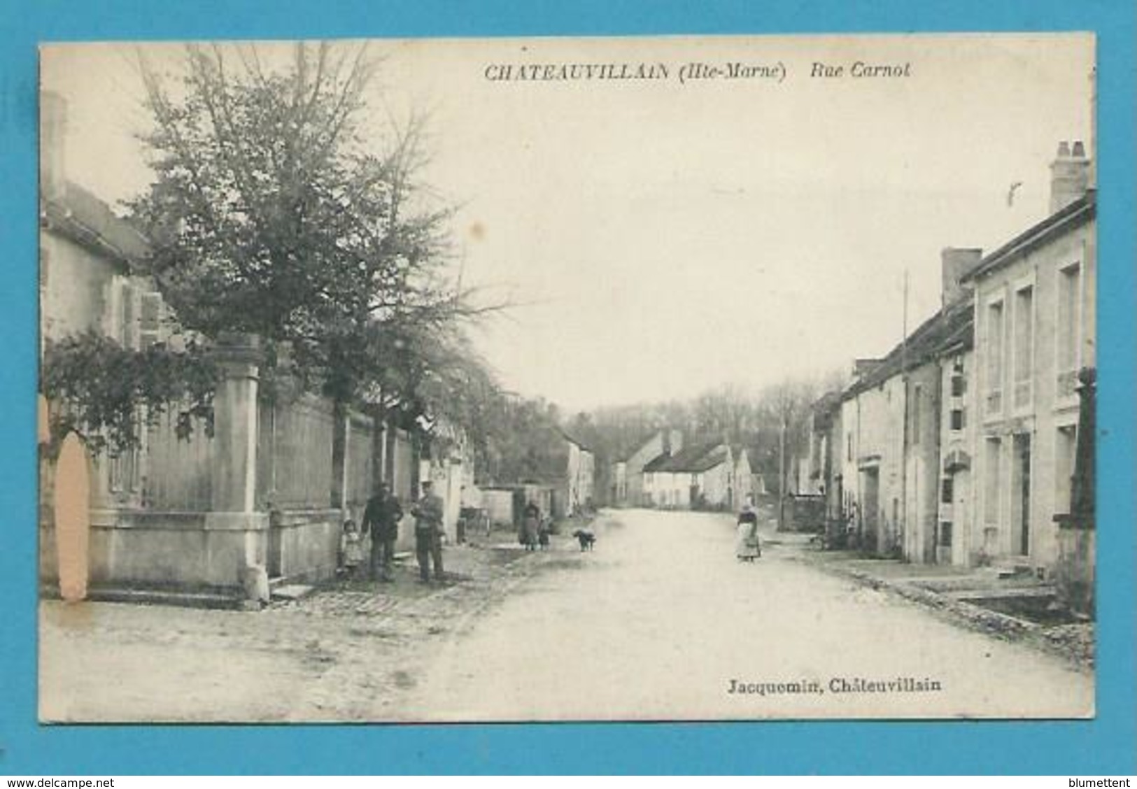CPA Rue Carnot CHATEAUVILLAIN 52 - Chateauvillain