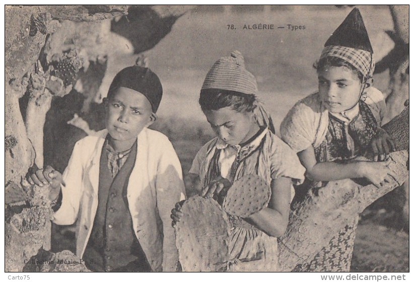 Algérie - Portrait Jeunes Enfants - Algérie - Fillette - Cactus - Children