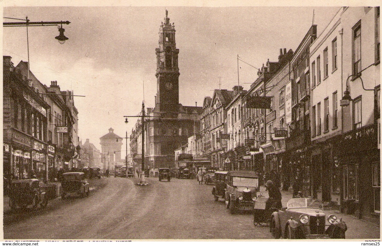 (21)  CPA  Colchester  High Street Looking West    (bon Etat) - Colchester