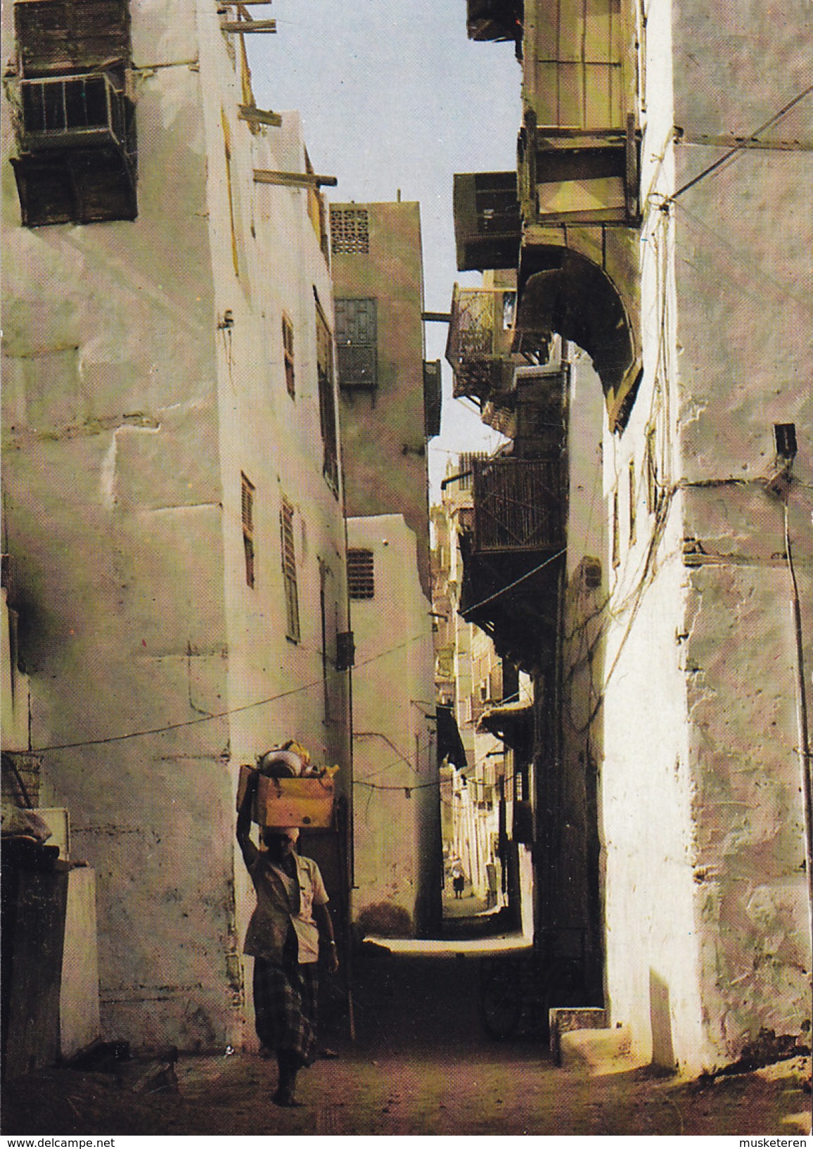 Saudi Arabia PPC Jeddah - Old Souk, Shadow And Light Tag Art's Saudi Photo Gérard Delorme (2 Scan) - Saudi-Arabien