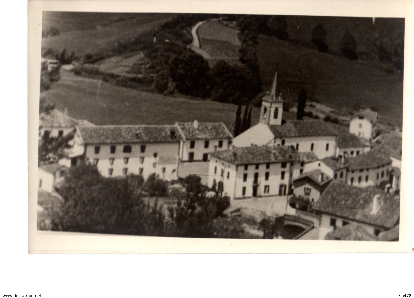 64-----RARE---carte-photo --LES ALDUDES---(vue Sur Intérieur Du  Village)---voir 2 Scans - Aldudes