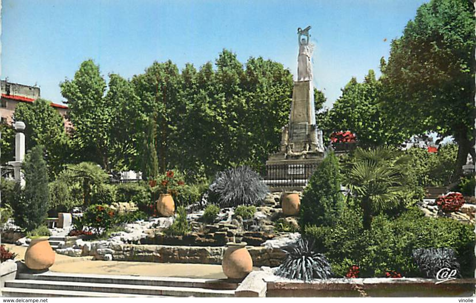 A-17-4922 :  MANOSQUE SQUARE OSWALD-BOUTEILLE. MONUMENT AUX MORTS - Manosque