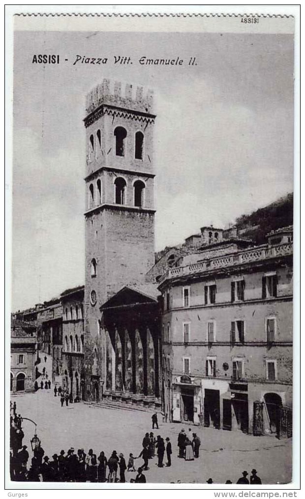 ASSISI Perugia PIAZZA VITTORIO EMANUELE II ANIMATA - Perugia