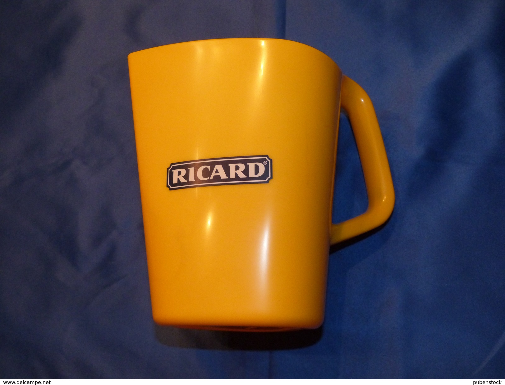 Pichet "RICARD". - Tin Signs (after1960)