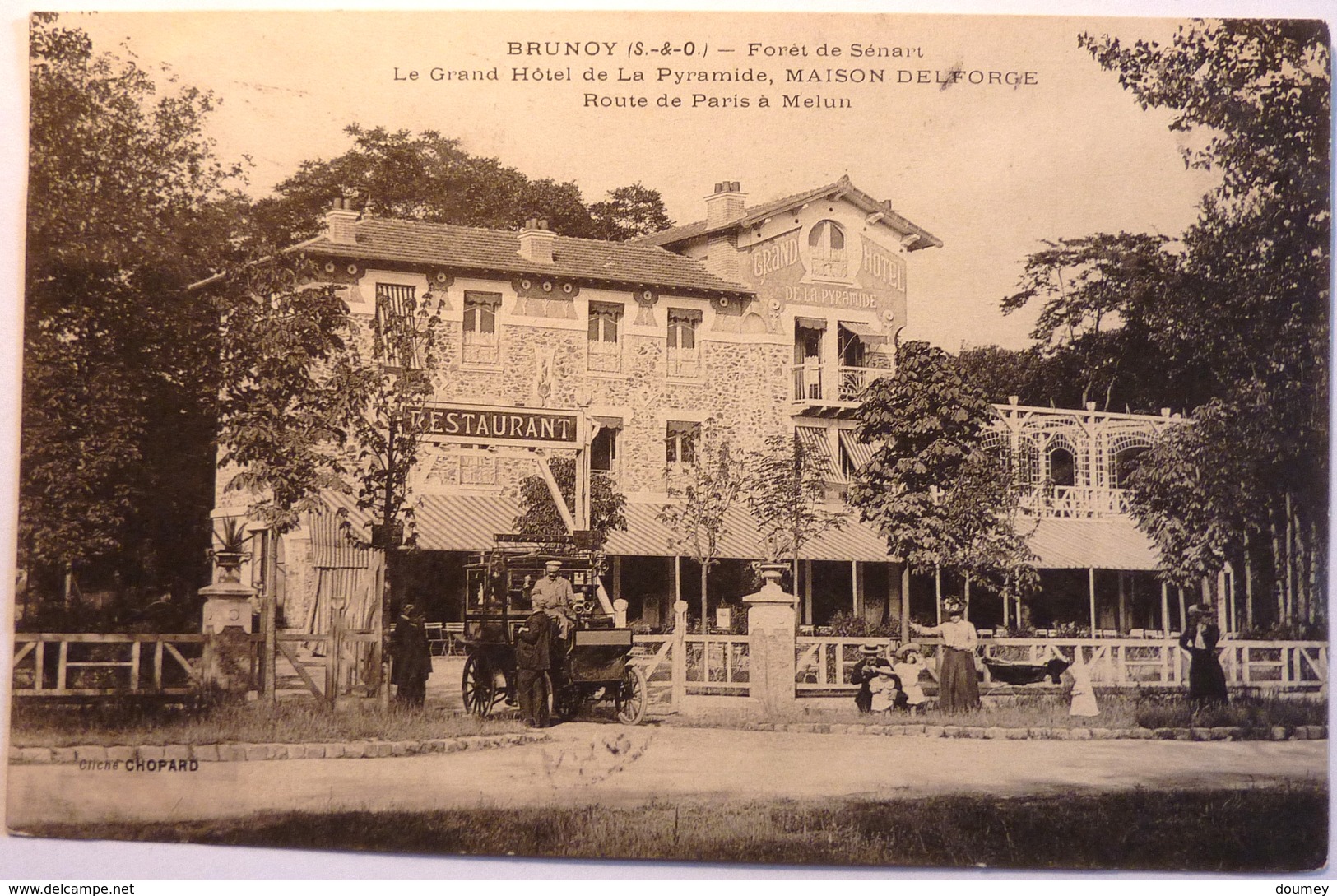 LE GRAND HOTEL DE LA PYRAMIDE - MAISON DELFORGE - BRUNOY - Brunoy