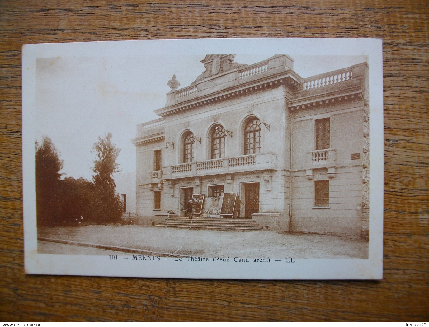 Carte Assez Rare De 1928 Maroc , Meknes , Le Théâtre - Meknès