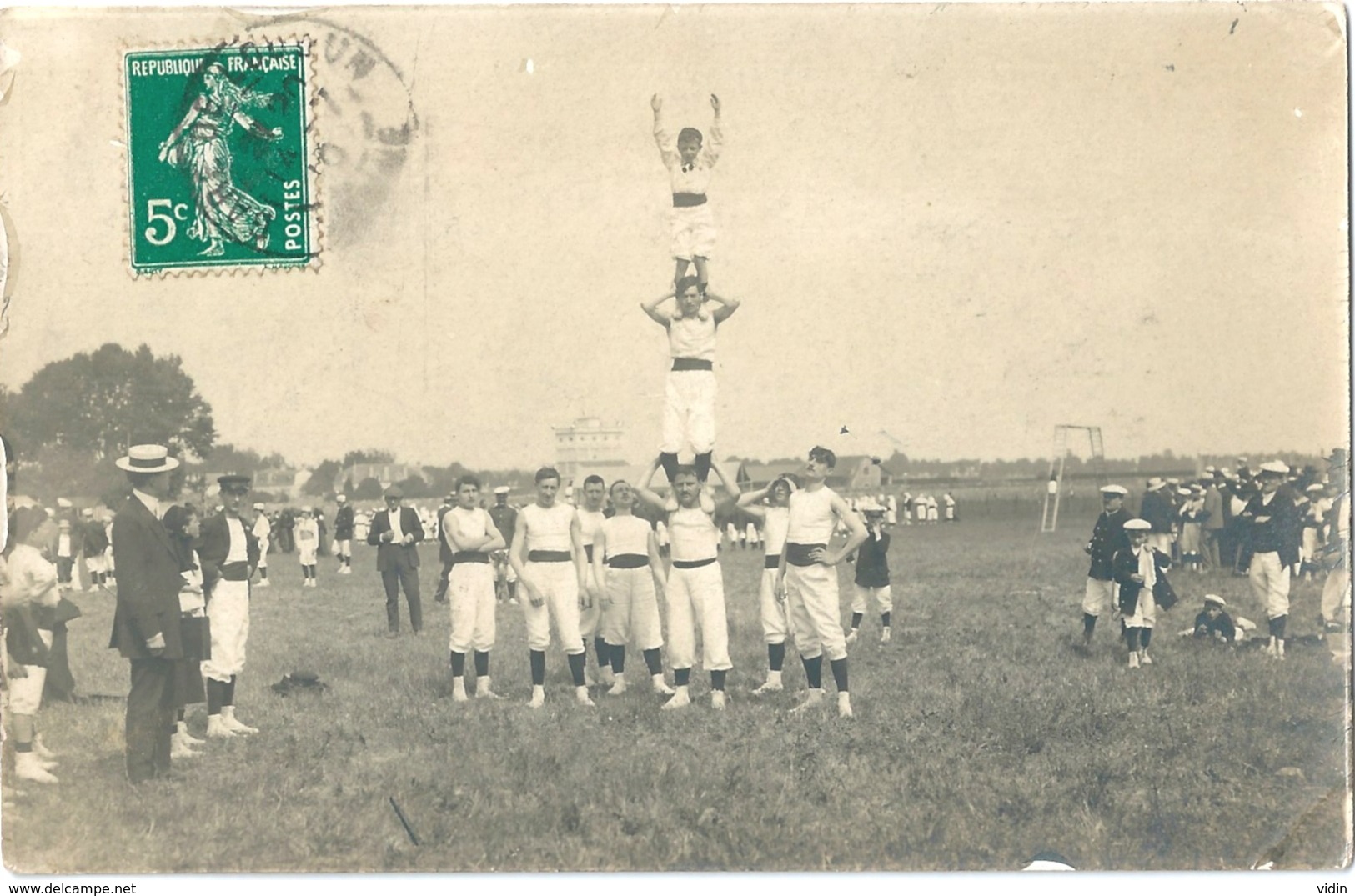 LOUDUN Carte-photo Militaires Parc - Loudun