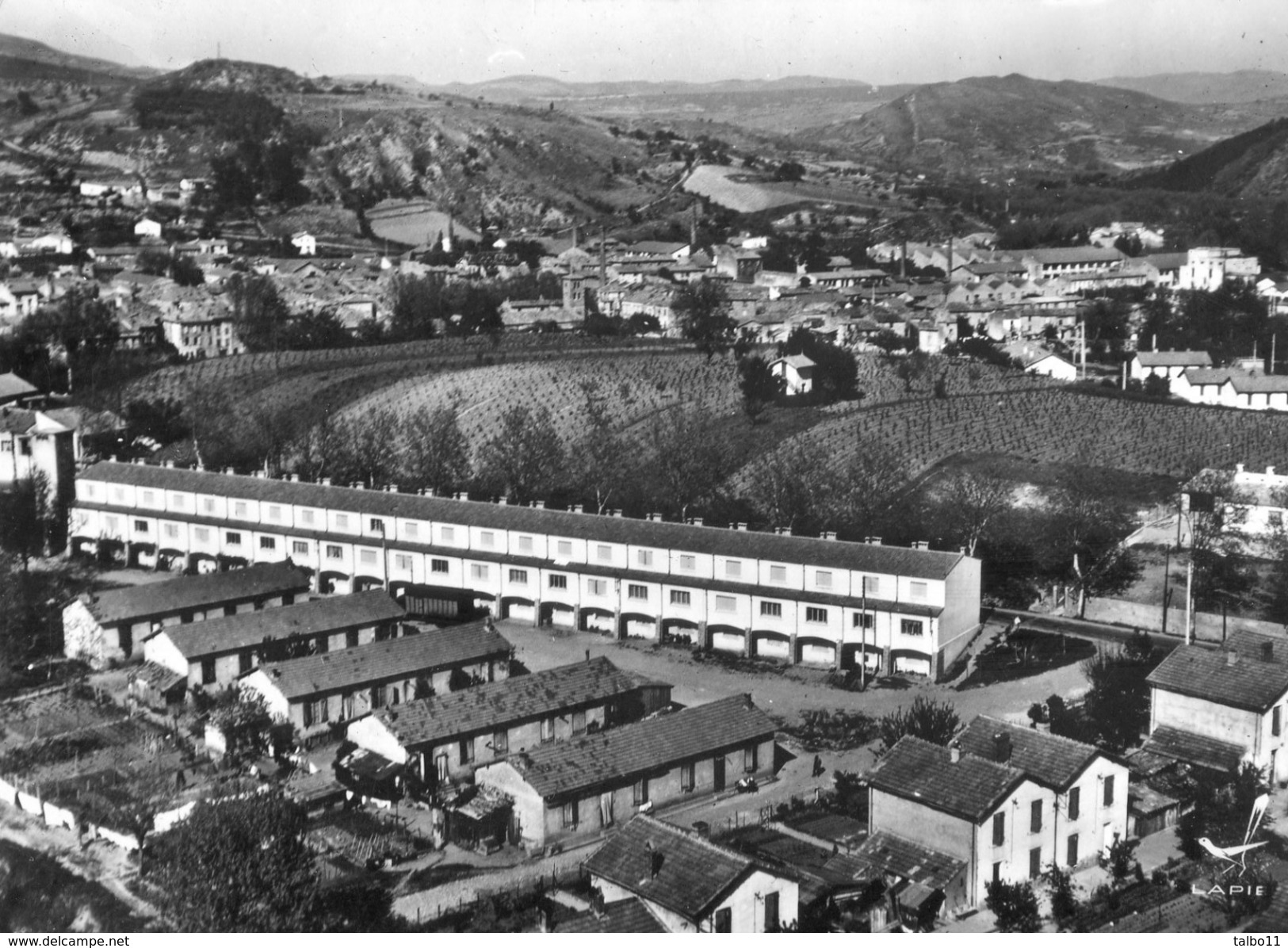 11 - En Avion Au Dessus D' Esperaza - Avenue De Perpignan - Nouvelles Cités - Narbonne