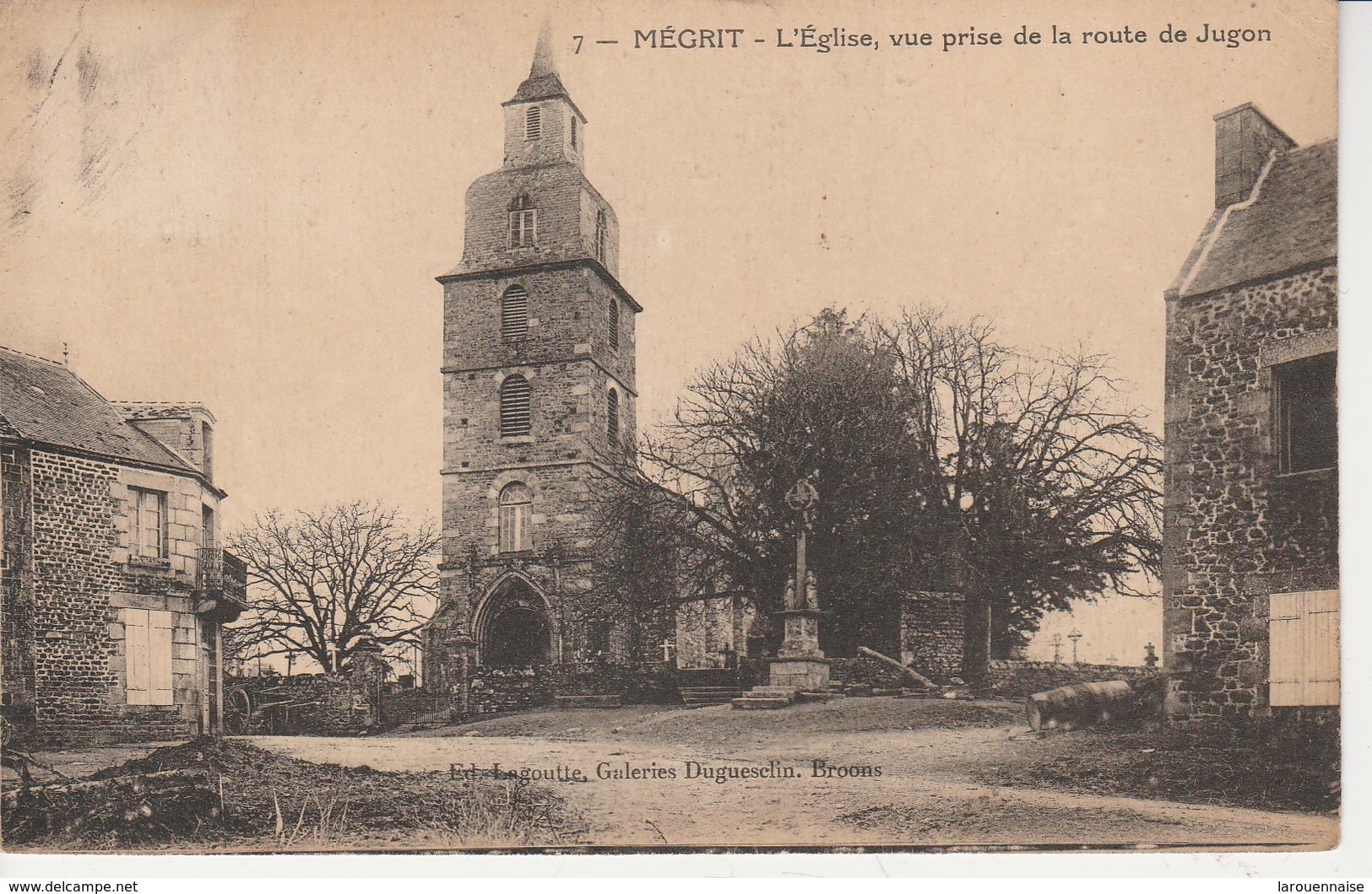 22 - MEGRIT - L' Eglise, Vue Prise De La Route De Jugon - Autres & Non Classés