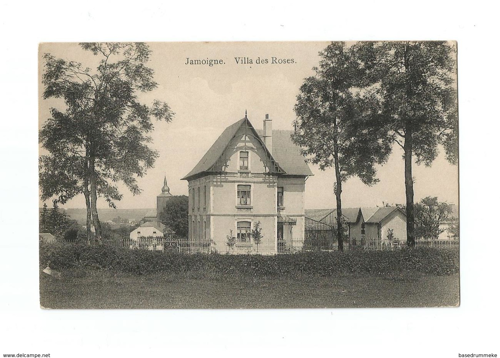 Jamoigne.  Villa Des Roses. - Chiny