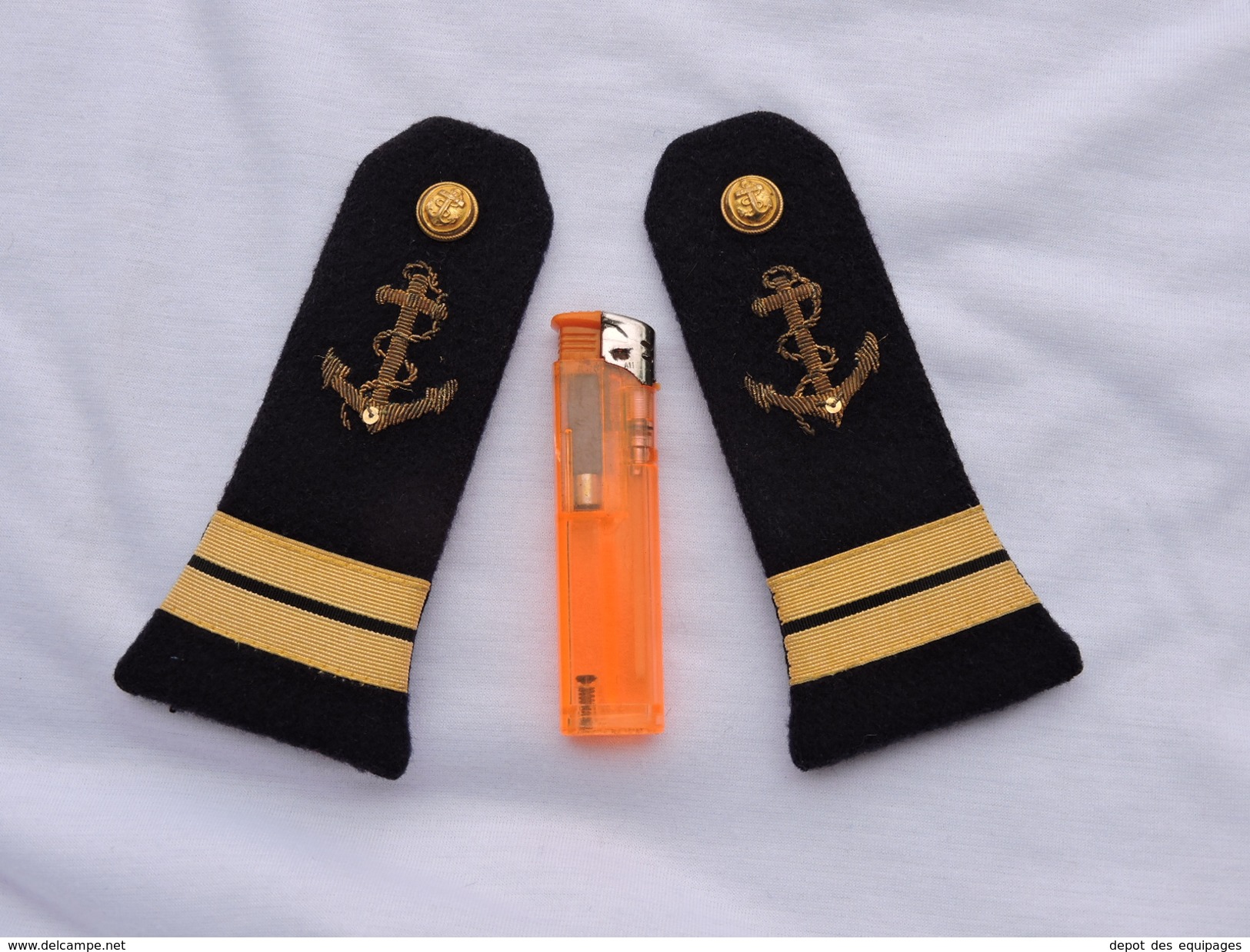 EPAULETTES MARINE Grade ENSEIGNE DE VAISSEAU 1° CLASSE - WW2 + INDO + ALGERIE ++++ - Uniformes