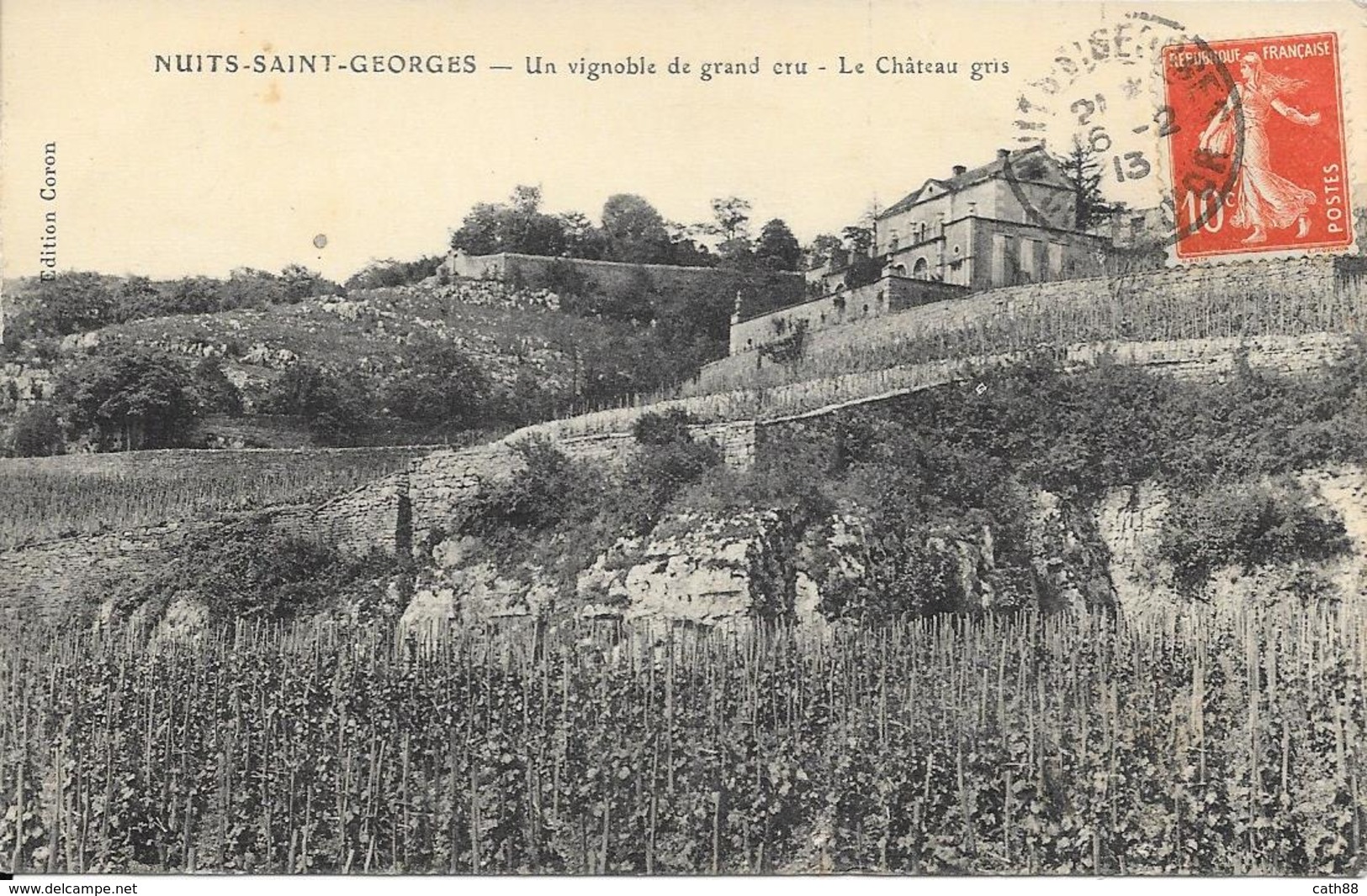 NUITS SAINT GEORGES - Un Vignoble De Grand Cru - Le Château Gris - Nuits Saint Georges