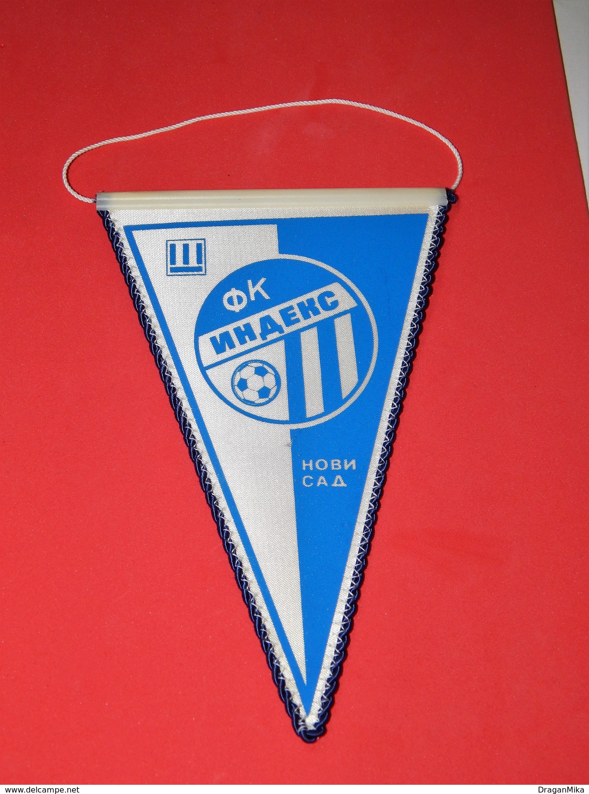 The Old Flag Football Team Indeks (Index, Student Club, Novi Sad), Yugoslavia, 1 - Abbigliamento, Souvenirs & Varie