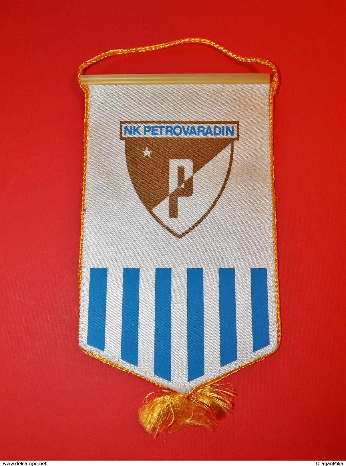 The Old Flag Football Club NK Petrovaradin, Novi Sad, Yugoslavia (Croatian Title) - Uniformes Recordatorios & Misc