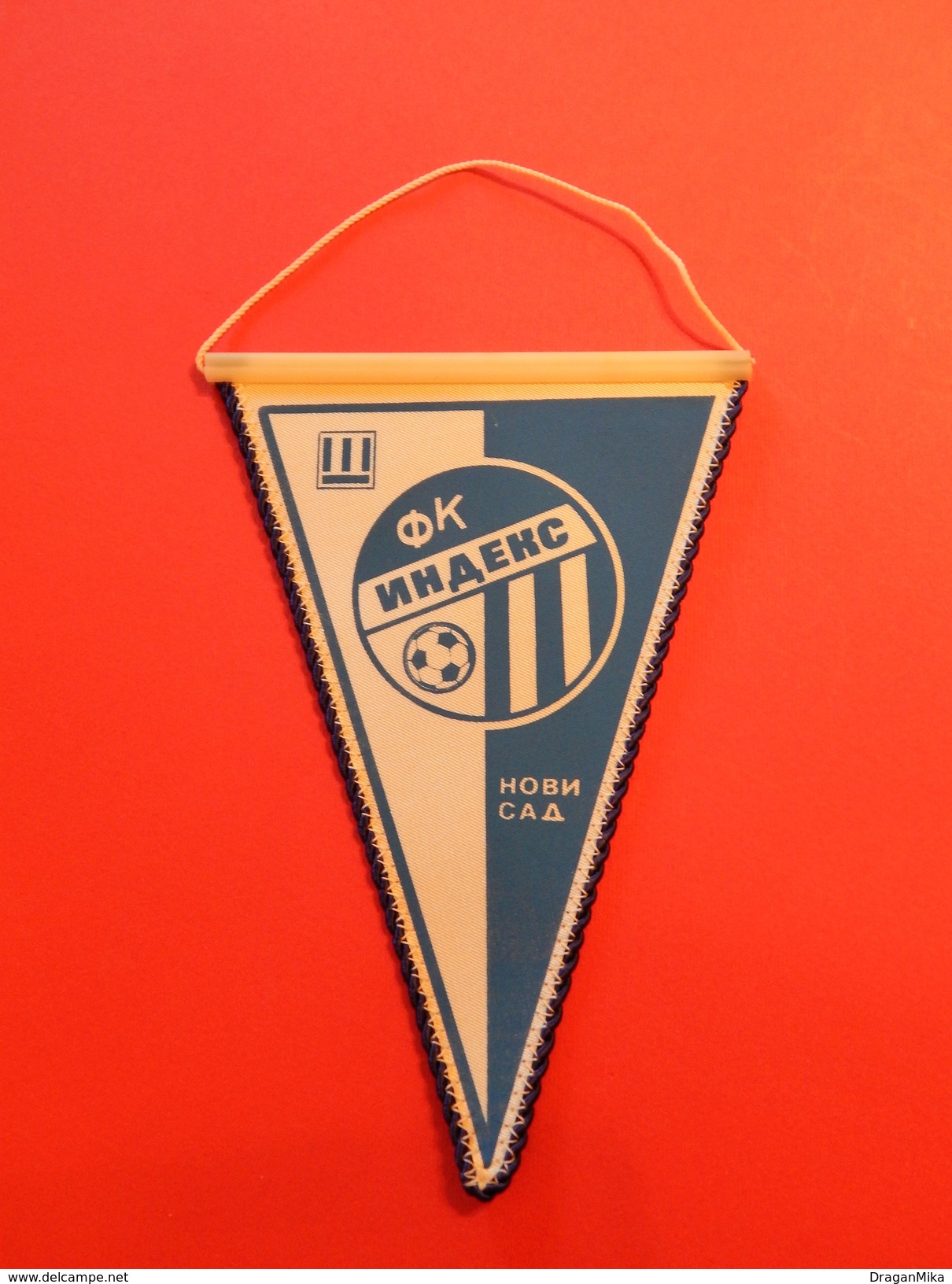 The Old Flag Football Team Indeks (Index, Student Club, Novi Sad), Yugoslavia, 2 - Abbigliamento, Souvenirs & Varie