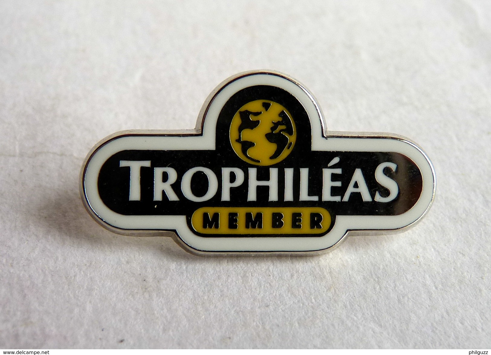 Pin's TROPHILEAS MEMBER - ARTHUS BERTRAND - Renault