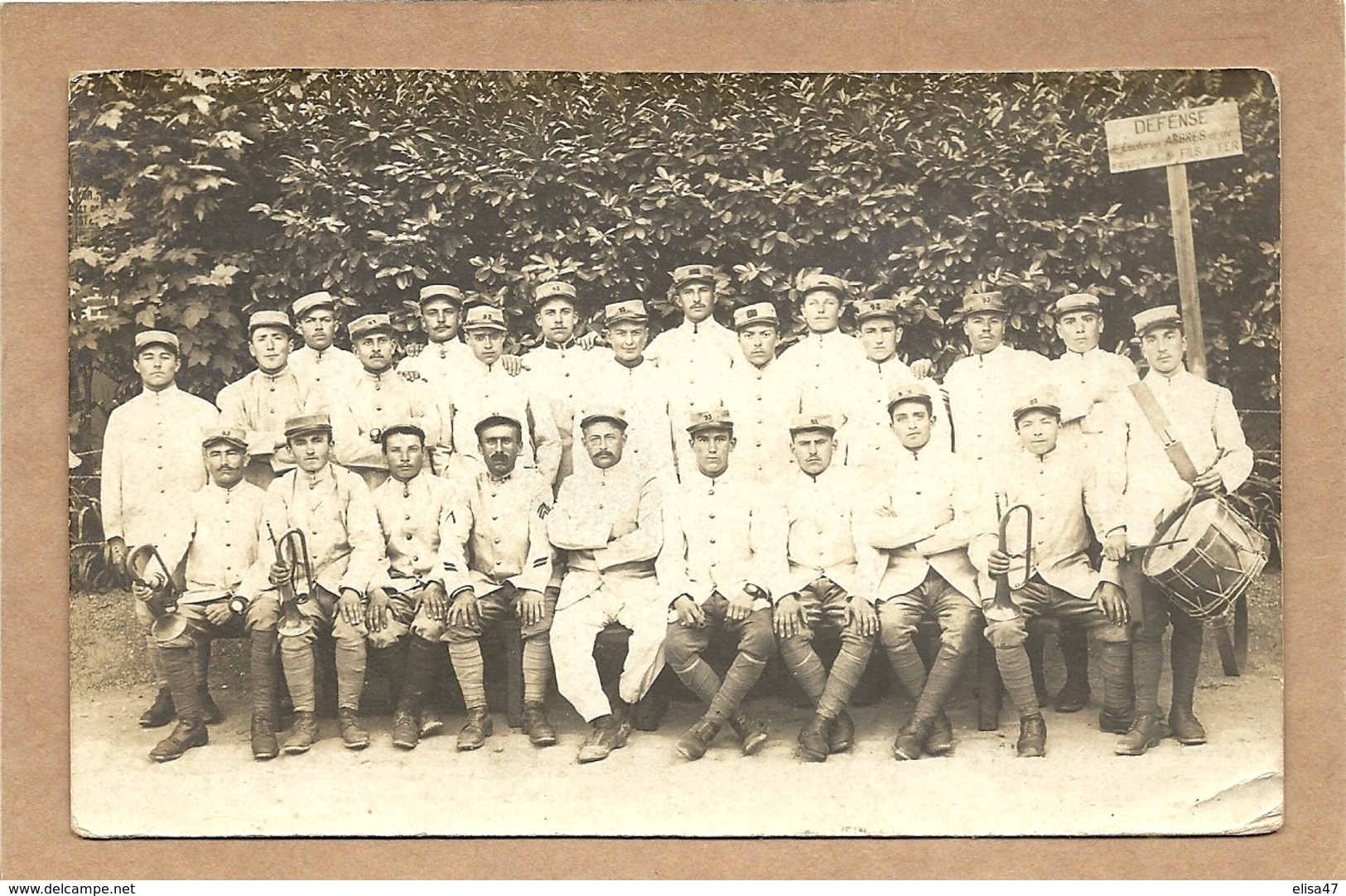 GROUPE  DE  MILITAIRE  93 SUR  KEPIS   CLAIRONS  ET  TAMBOUR - Régiments