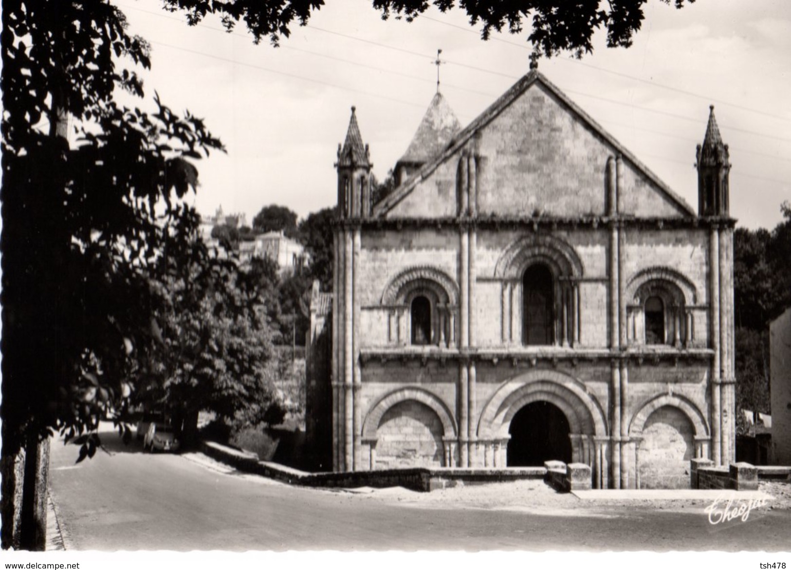 79----RARE----MELLE---église Saint-hilaire  XIIe  Siècle---voir 2 Scans - Melle