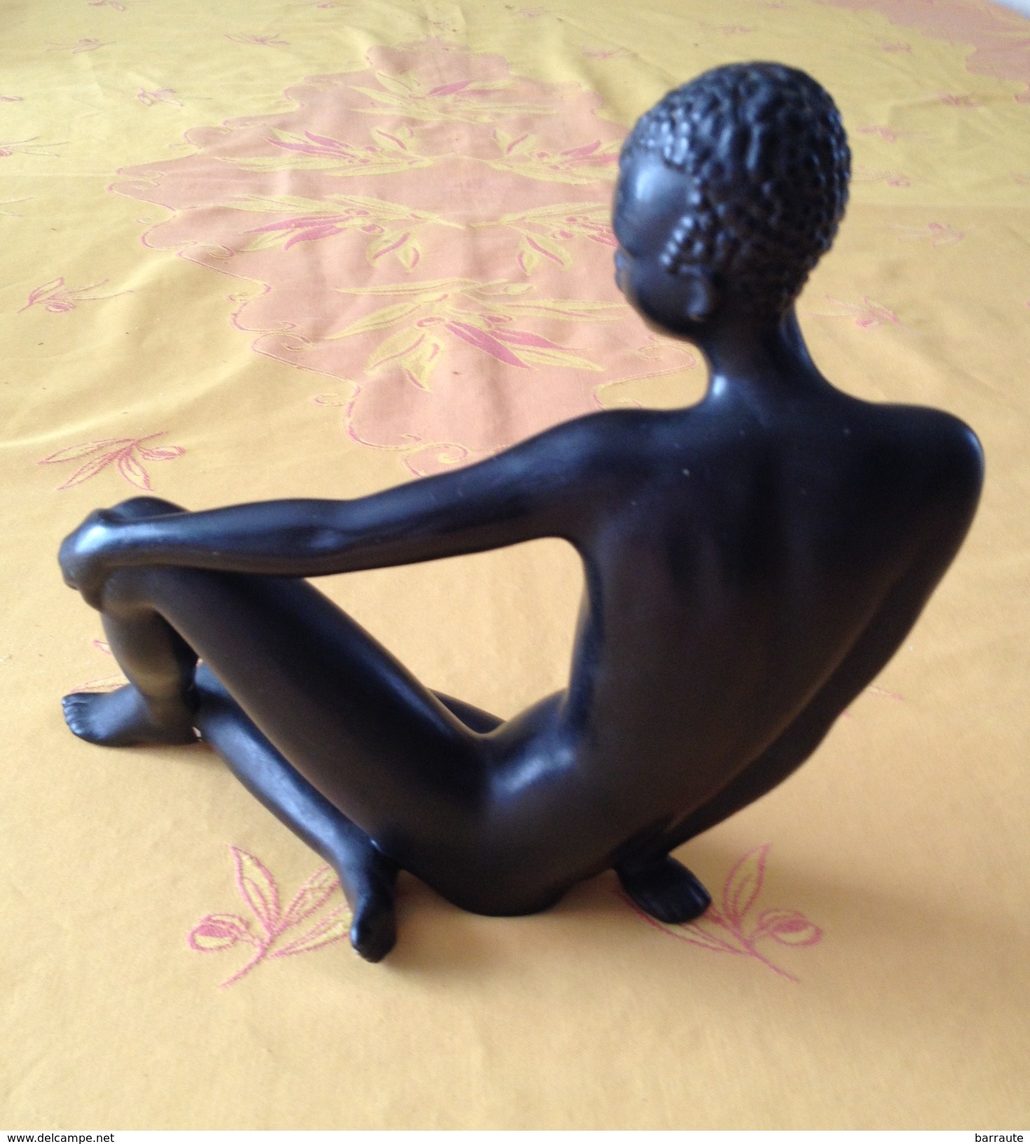 STATUETTE De Femme Noire Nue . N° 2752  GK  . 22 X 25 Cm . - Art Africain