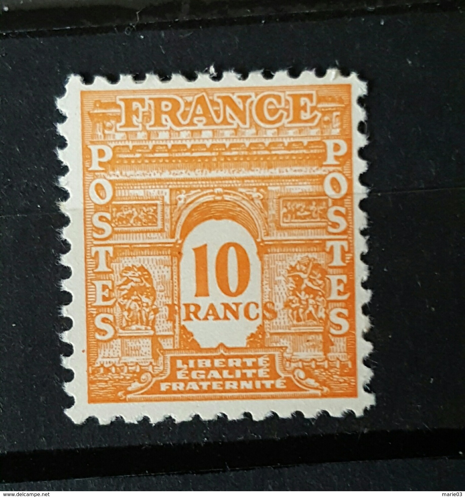 YT 629 - Arc De Triomphe De L 'Etoile - 10f - Neuf Charnière - 1944-45 Triomfboog