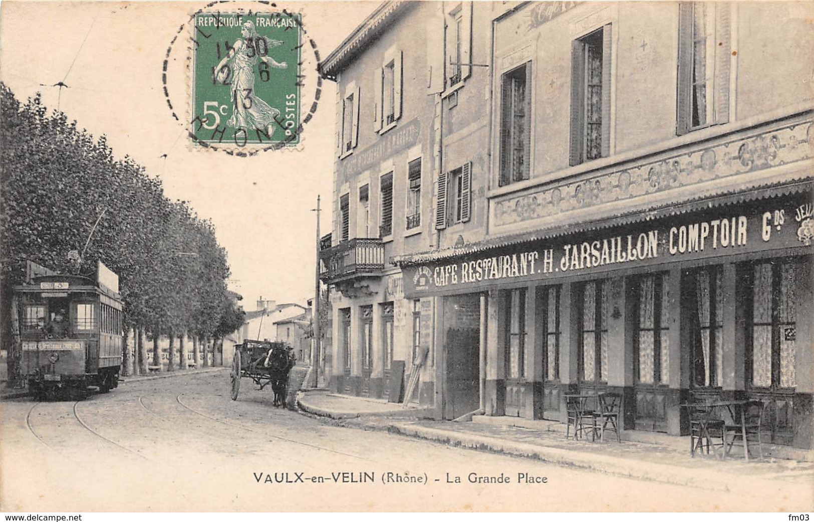 Vaulx En Velin Tramway Café Restaurant - Vaux-en-Velin