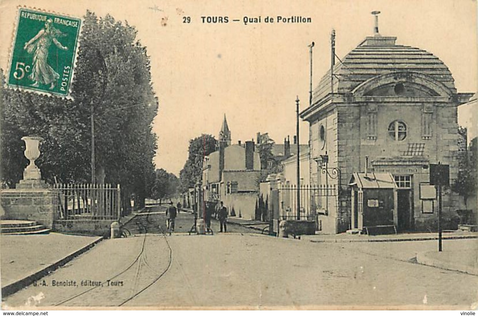 PIE-17-T.B.973 : TOURS . PLACE CHOISEUL.   SAINT CYR-SUR-LOIRE. QUAI DU PORTILLON. - Saint-Cyr-sur-Loire