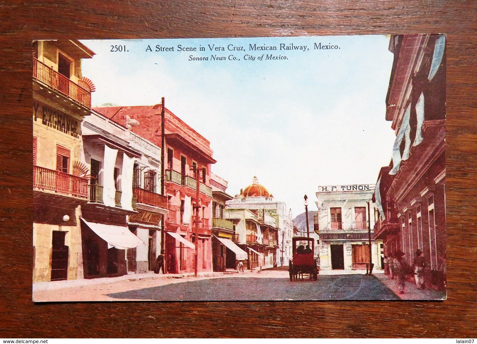 CPA MEXICO : A Street Scene In VERA CRUZ, H F Hunon, Mexican Railway - Mexico