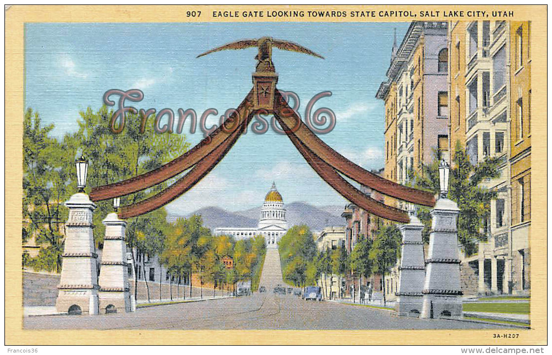 Eagle Gate Looking Towards State Capitol - Ensigne Peak On The Background - Salt Lake City