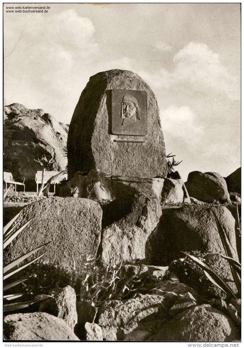 Lüderitz Museum Denkmal Für Adolf Lüderitz Auf Der Haifischinsel - Namibia