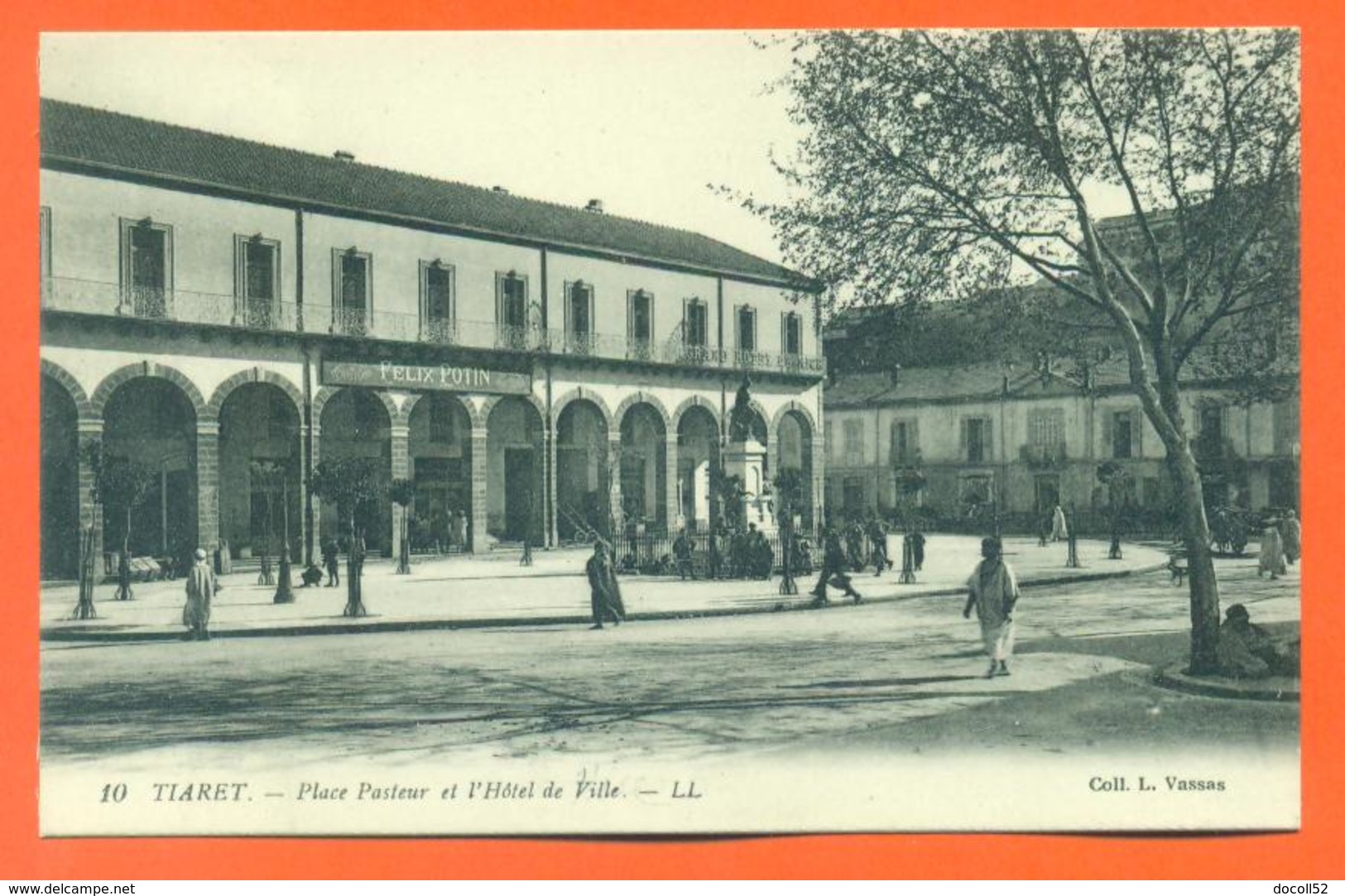 CPA Algérie - Tiaret " Place Pasteur Et L'hotel De Ville " LJCP 39 - Tiaret