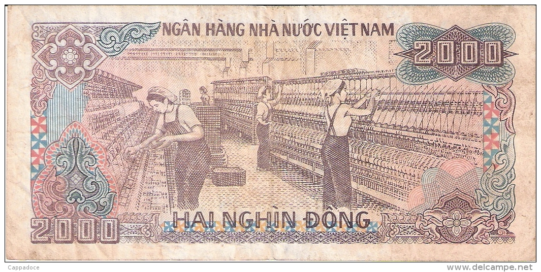 VIET NAM   2000 Dong   1988 (1989)   P. 107a - Vietnam