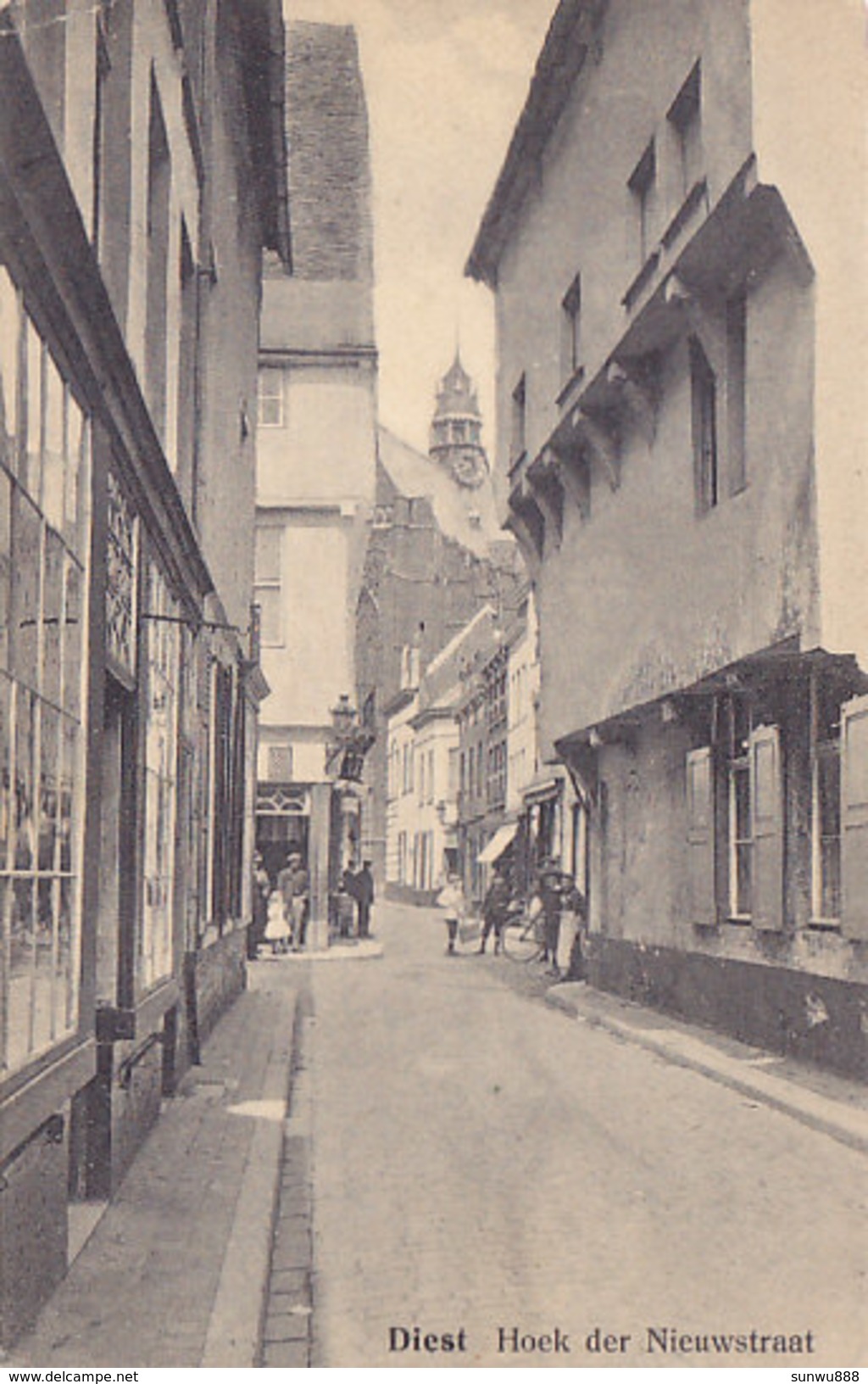 Diest - Hoek Der Nieuwstraat (animatie, Papierhandel Uten, 1913) - Diest