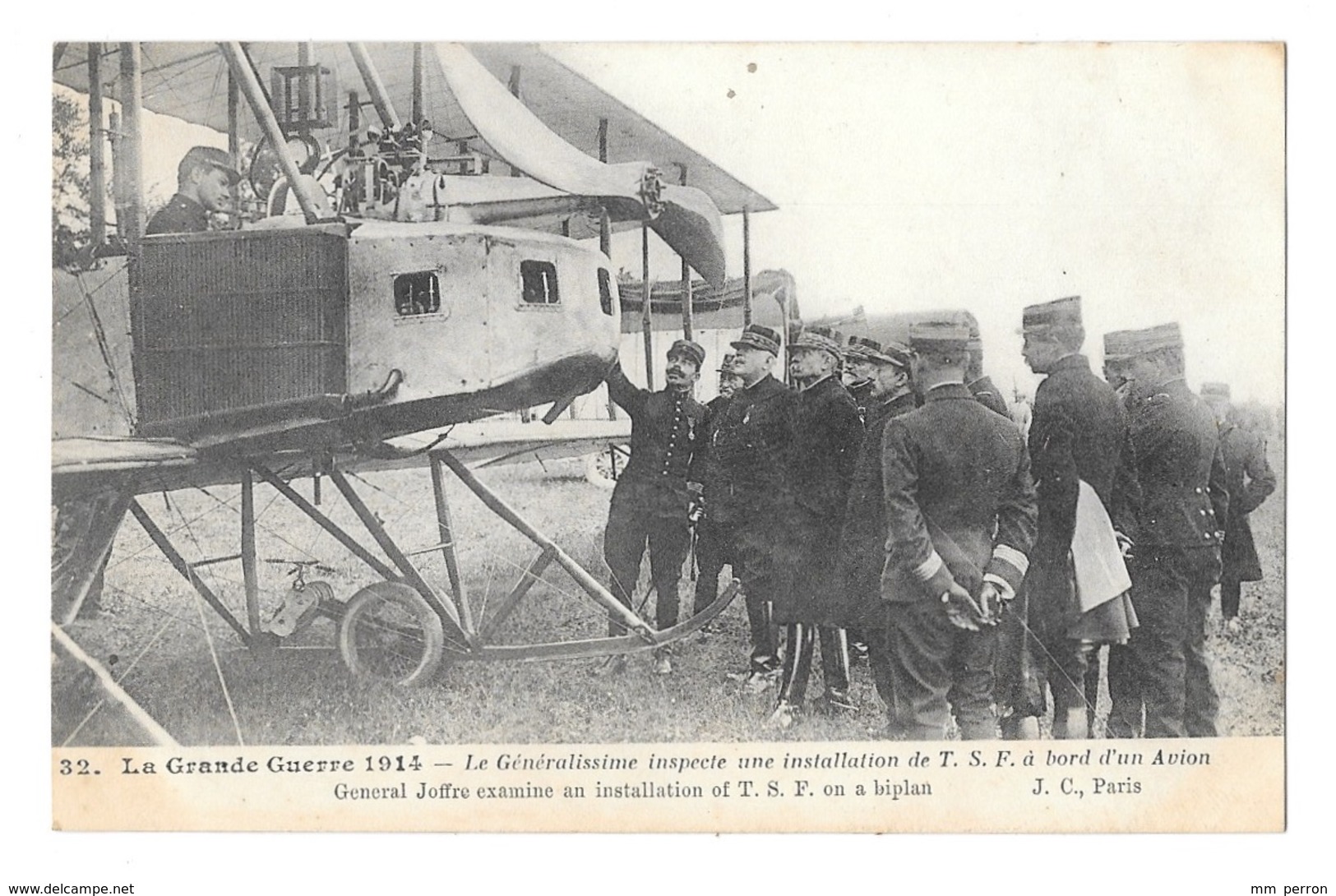 (13754-00) La Grande Guerre - Le Généralissime Inspecte Une Installation De TSF à Bord D'un Avion - Weltkrieg 1914-18