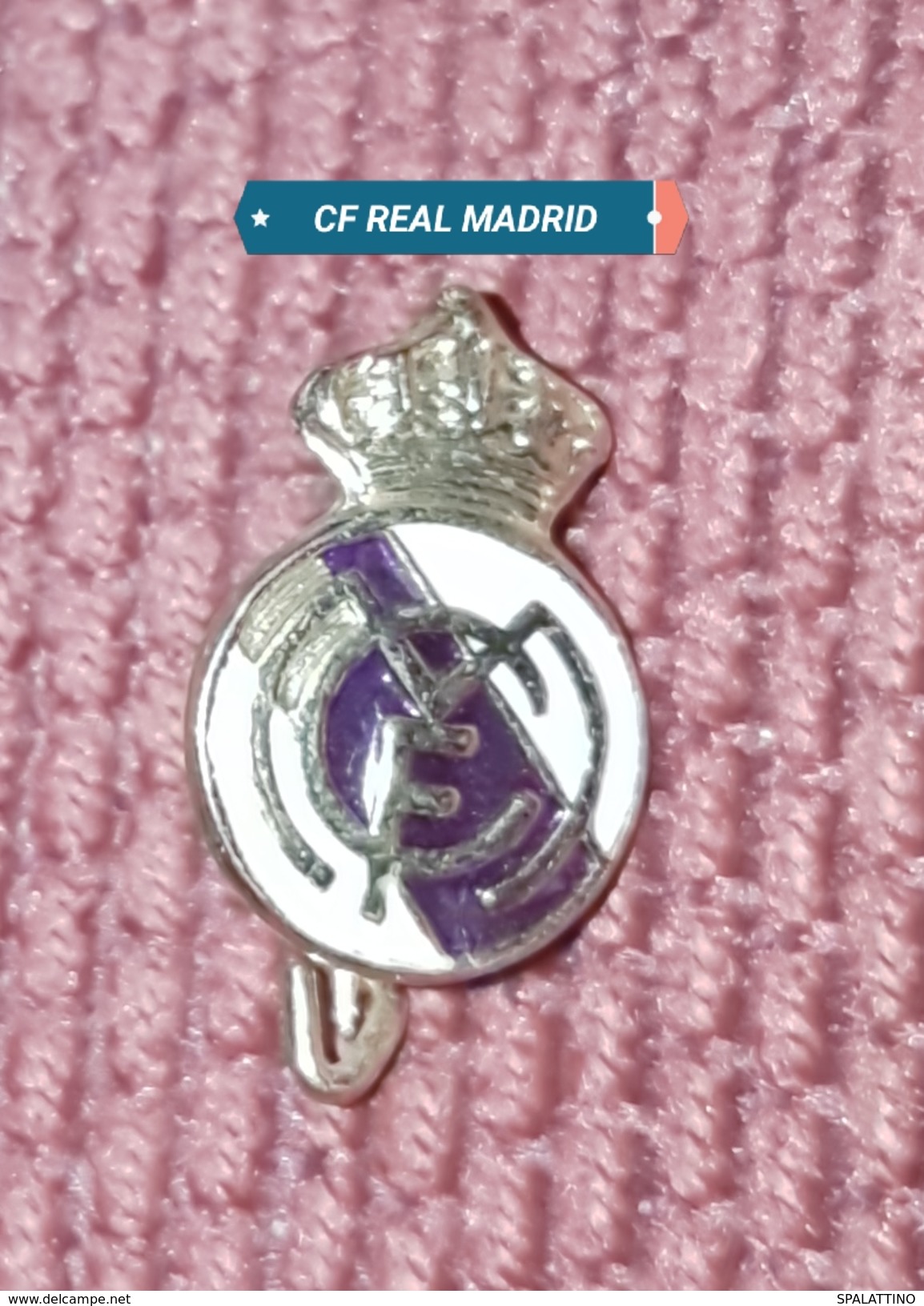 REAL MADRID CF, ORIGINAL PIN, BADGE, SPAIN ESPAÑA, RONALDO - Fussball