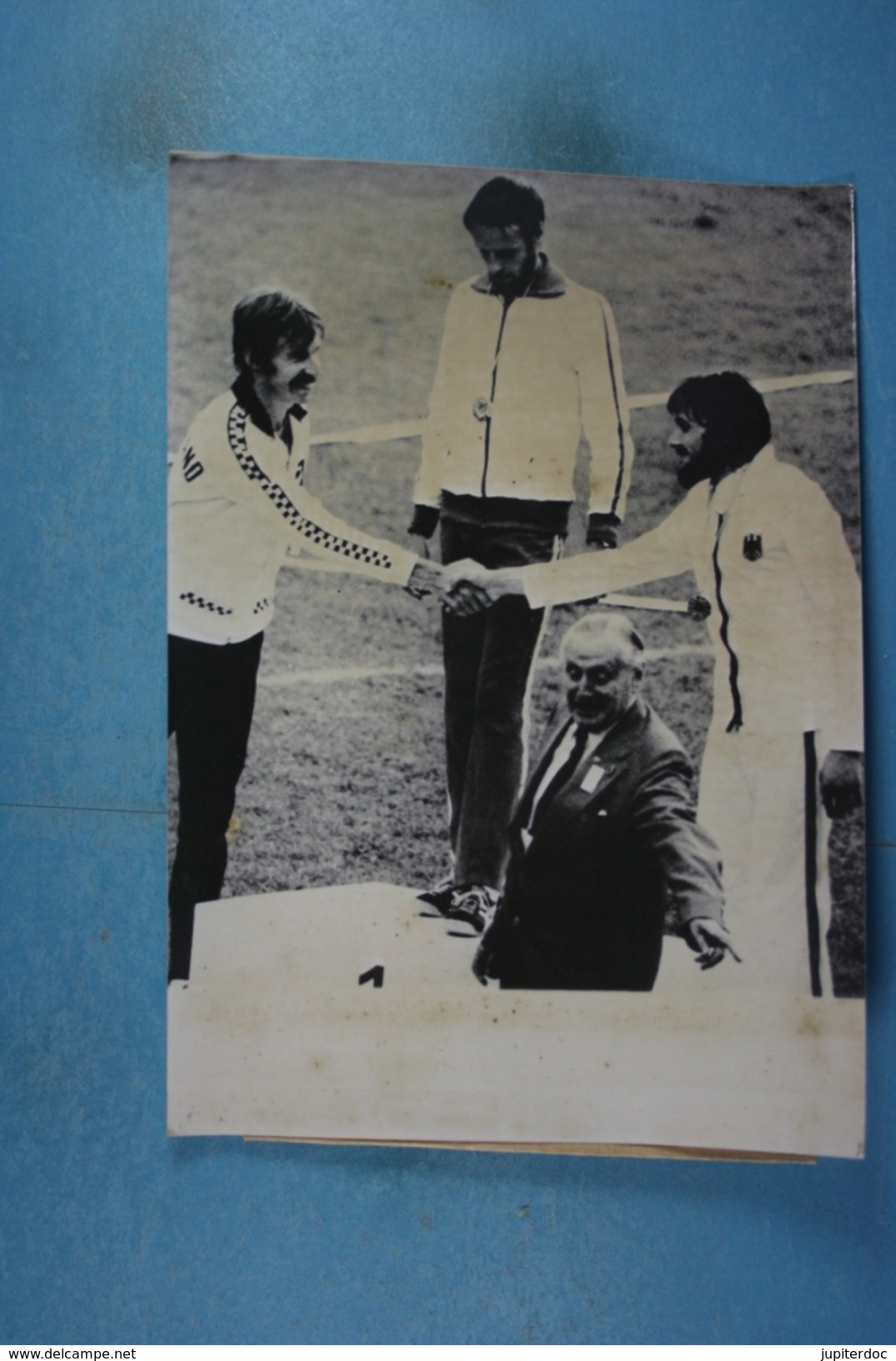 Photo De Presse Jeux Olympiques De Montreal 1976 Lasse Viren Médaille D'or 10 000 Et 5 000 Mètres (4) - Sports