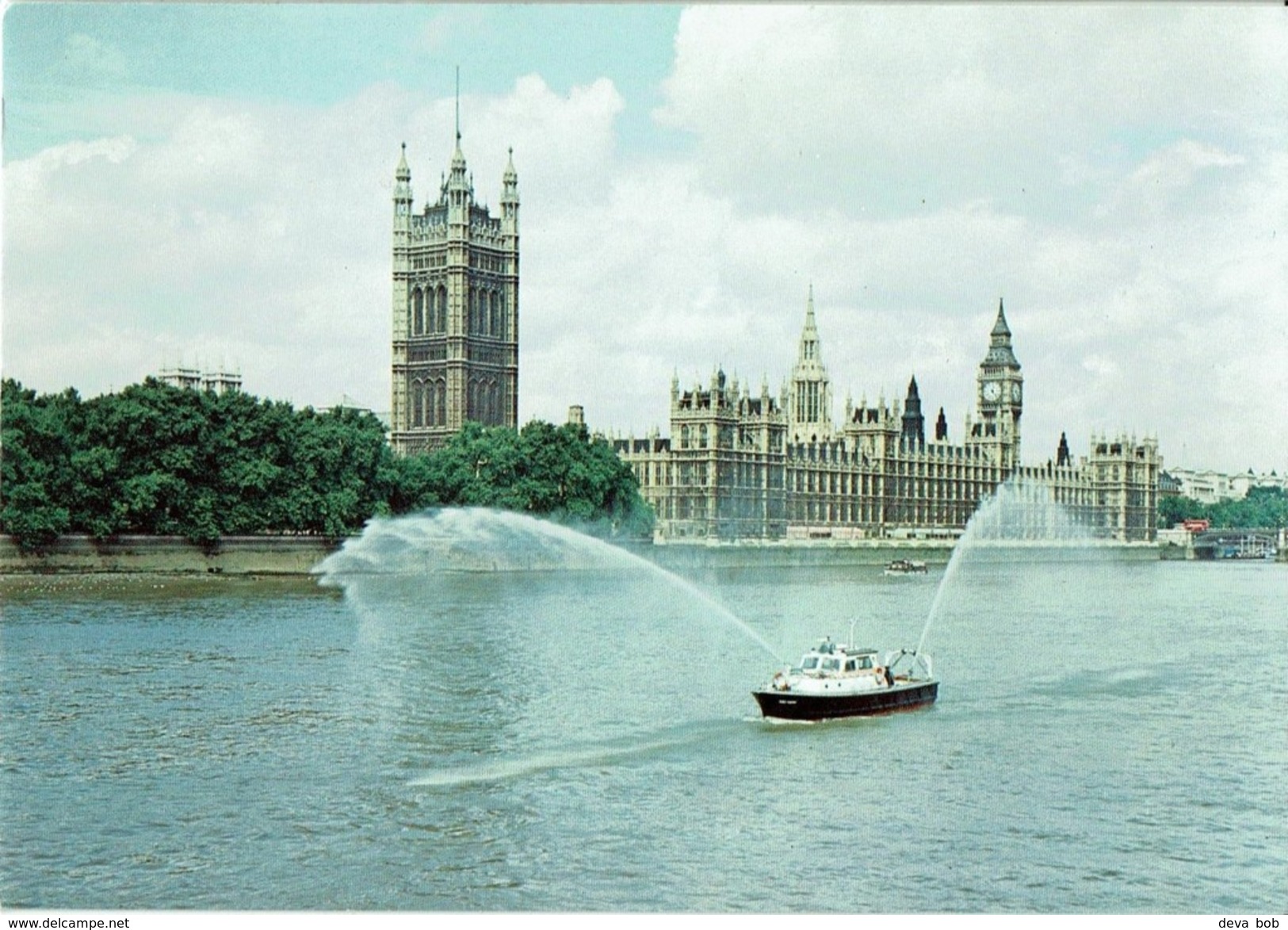 Shipping Postcard London Fire Brigade Fireboat Fire Hawk Ship Thames Parliament - Other & Unclassified