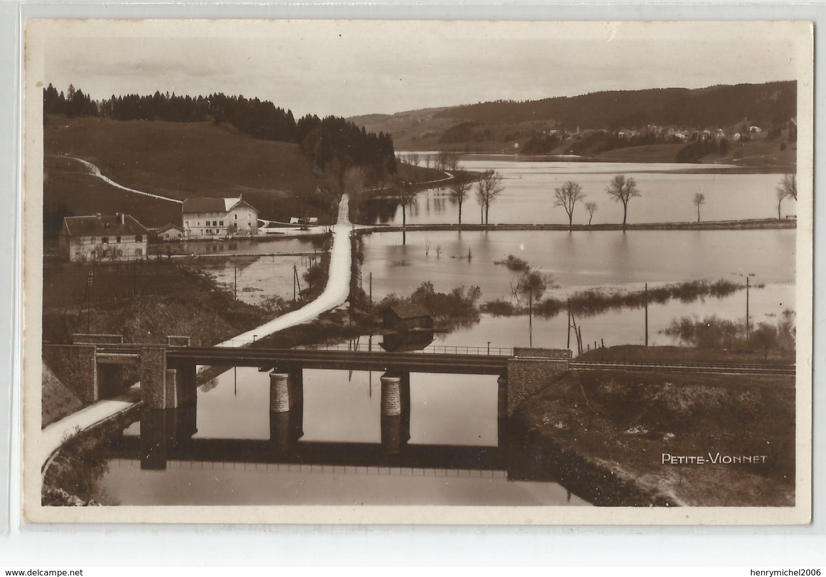 25 Doubs Pontarlier Env Le Lac De Malbuisson Vu De L'abbaye Ed Hotel Saint Pierre - Pontarlier