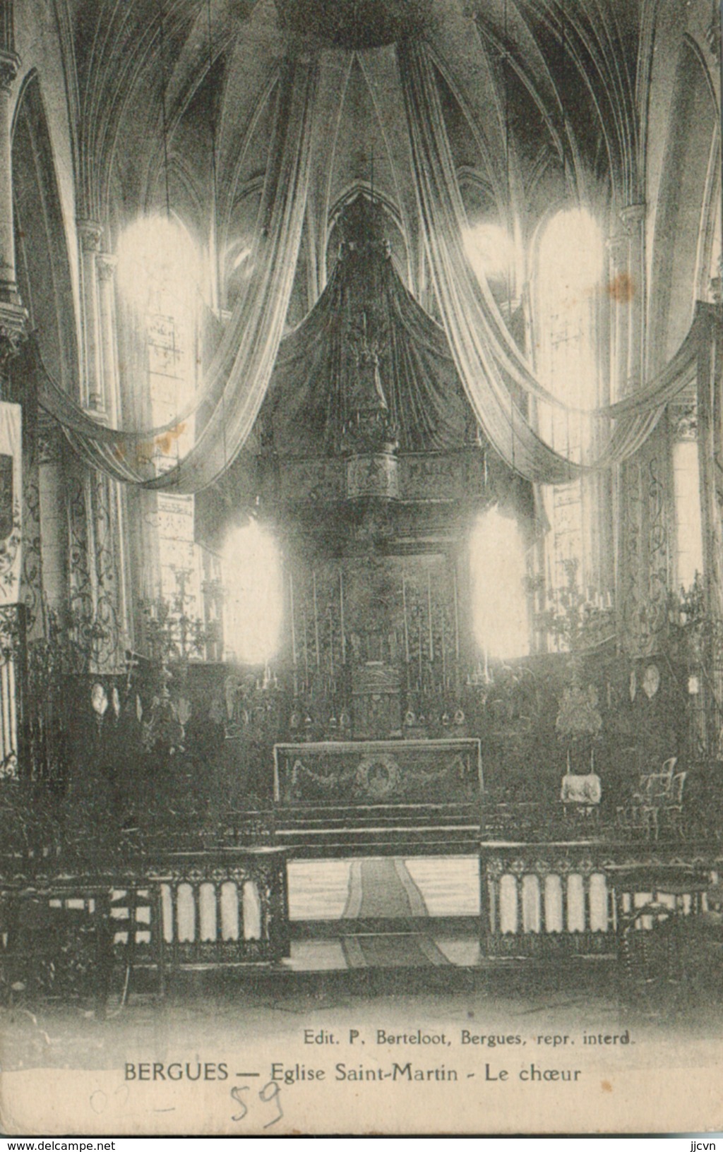 Bergues - Eglise Saint Martin - Le Choeur - Bergues