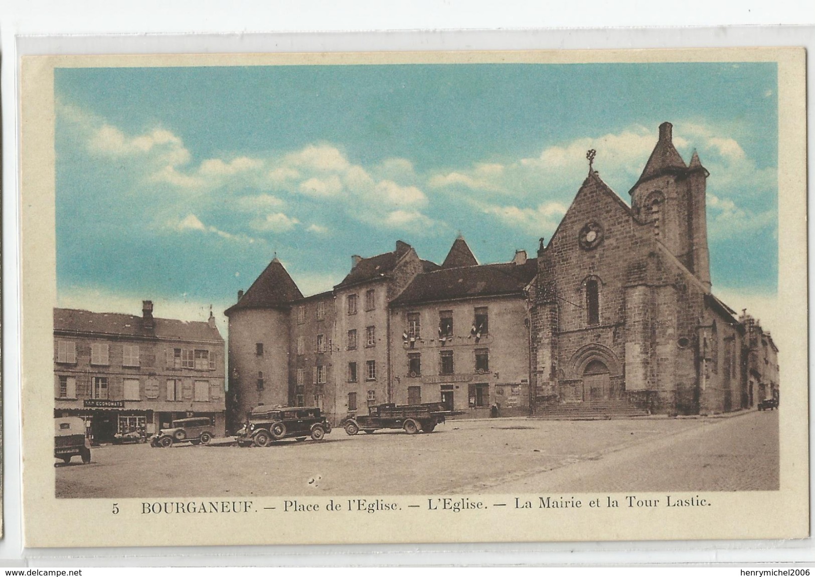 23 Creuse - Bourganeuf - Place De L'église La Mairie Et La Tour Lastic - Bourganeuf