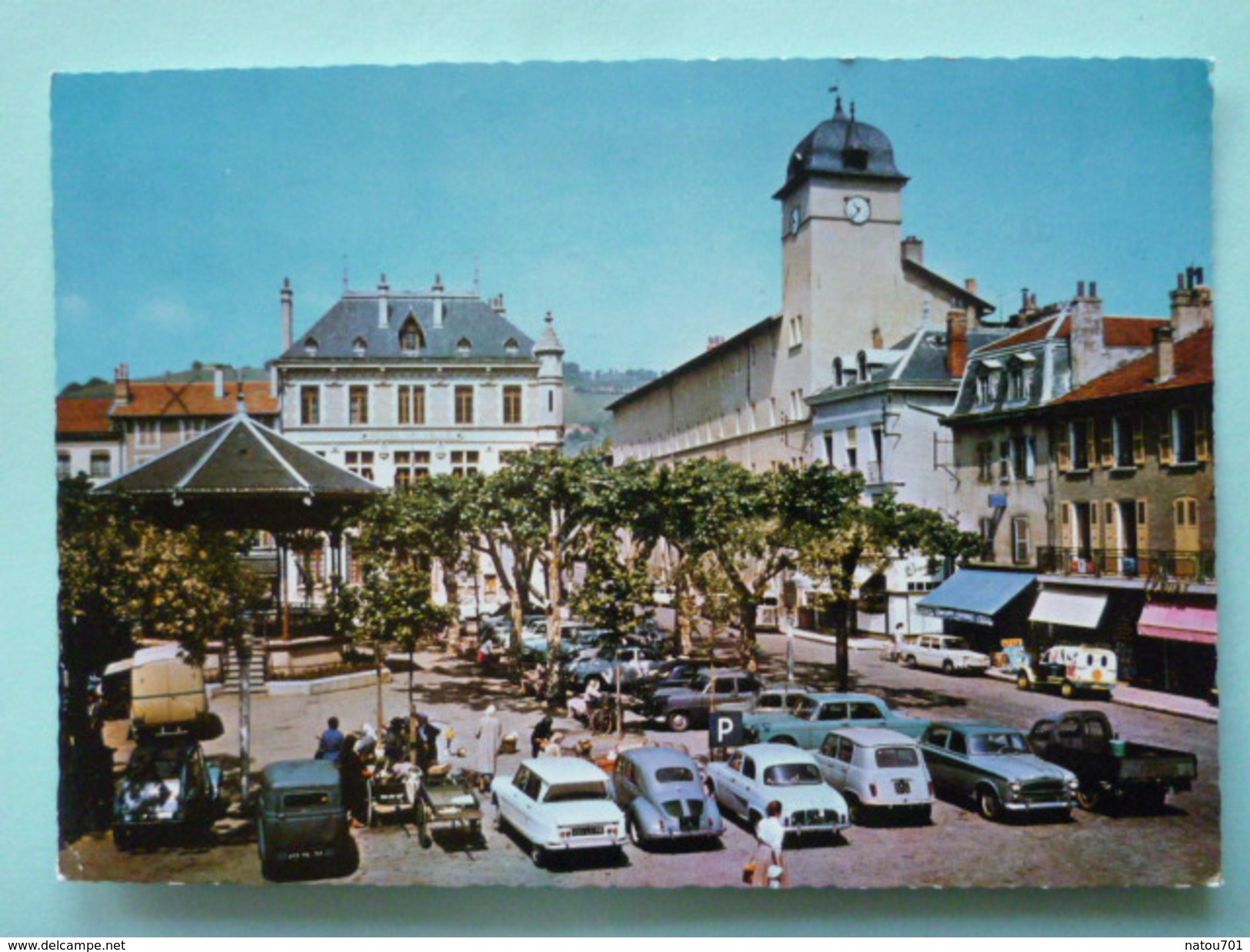 V08-B-dep.38-isère--saint Marcellin-place D'armes-marché (fromages ? )--voitures-automobiles - Saint-Marcellin